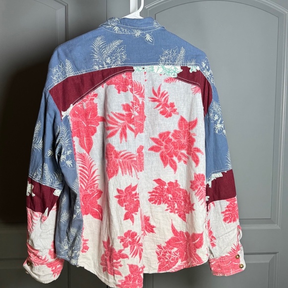 We The Free Linen Floral Patchwork Shirt with Distressed Seams SZ M - Picture 2 of 6